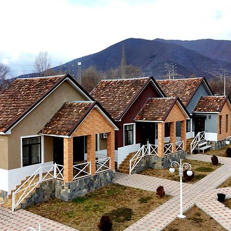 Tulpan Hotel Şǝki Buitenkant foto