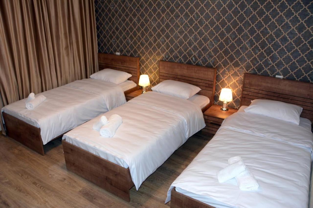 Tulpan Hotel Şǝki Buitenkant foto