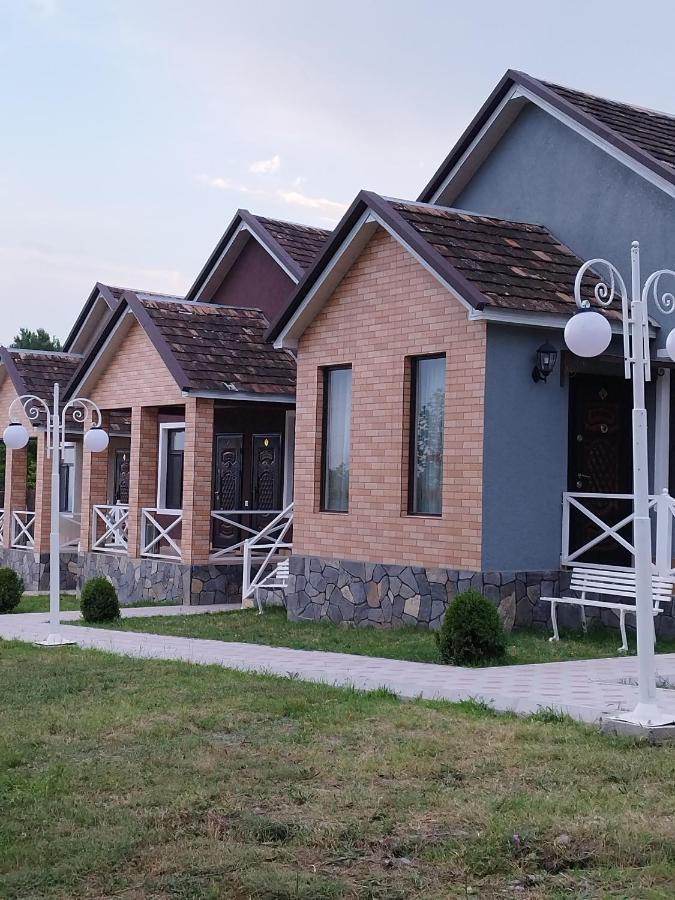 Tulpan Hotel Şǝki Buitenkant foto