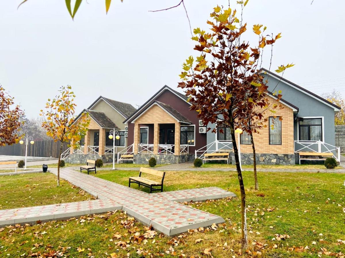 Tulpan Hotel Şǝki Buitenkant foto